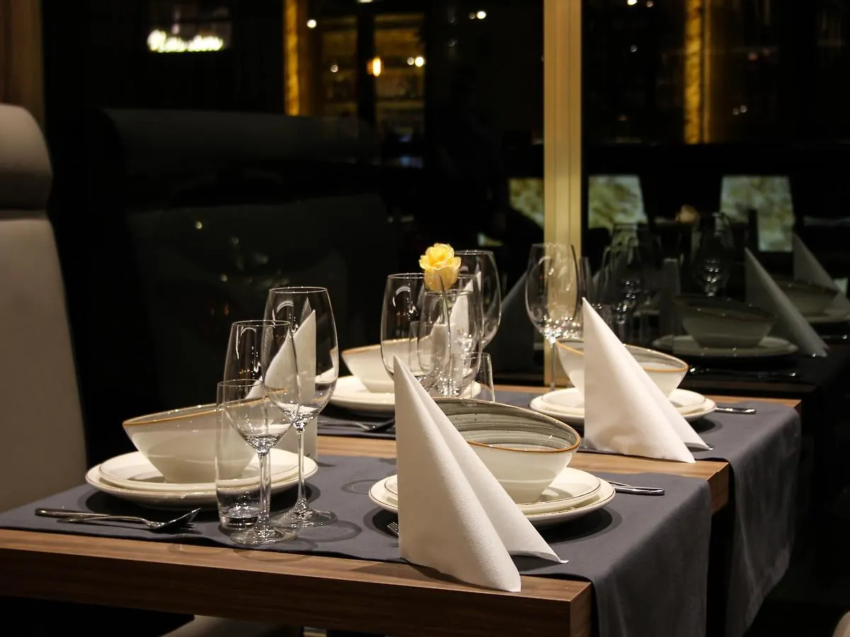 Hotel Grand City Wroclaw 4*,