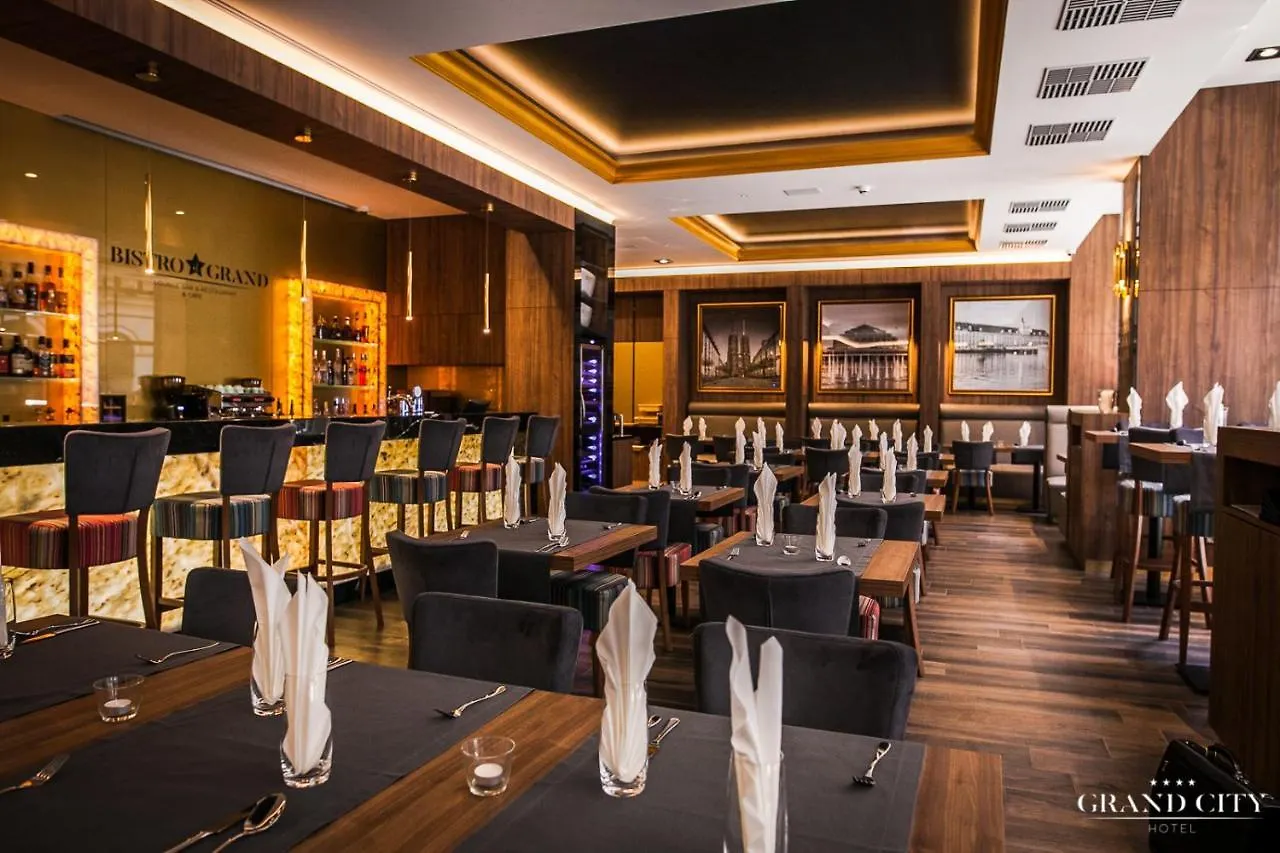 Hotel Grand City Wroclaw 4*,
